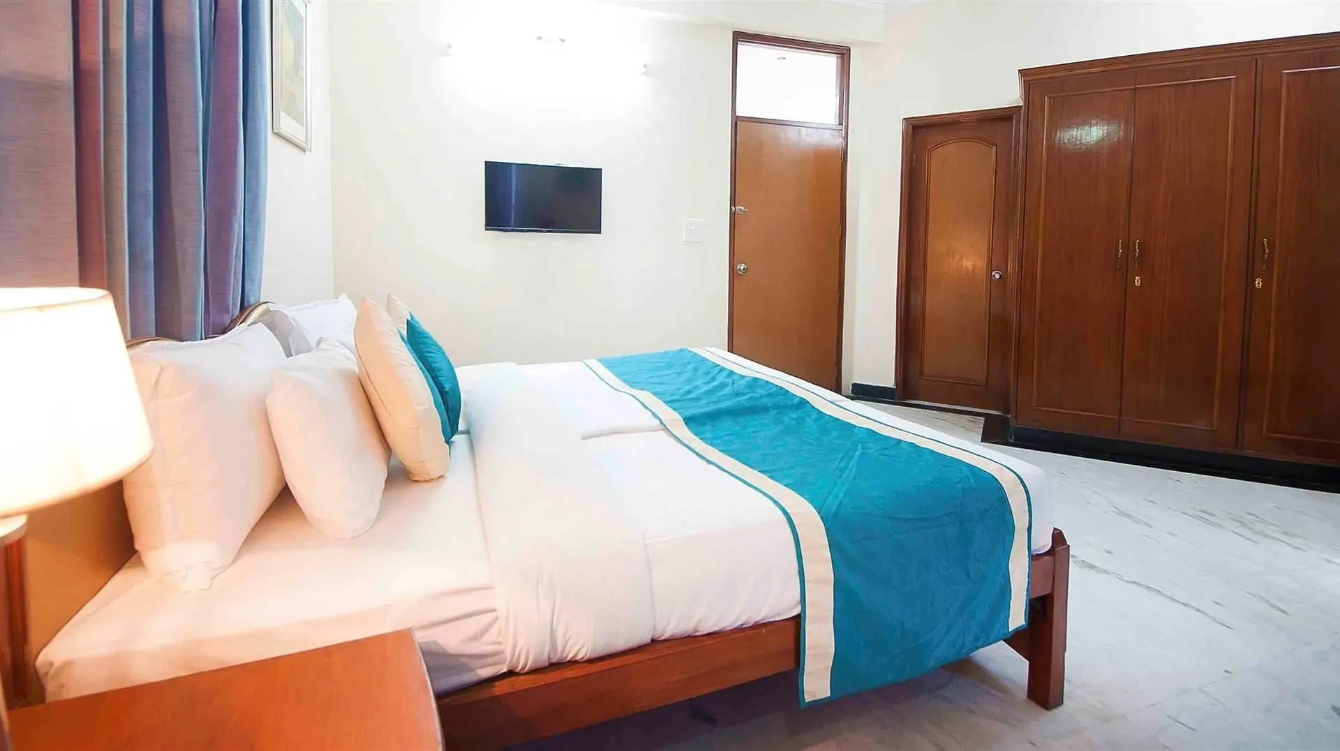 구르가온 Golf View Residency 아파트 인도