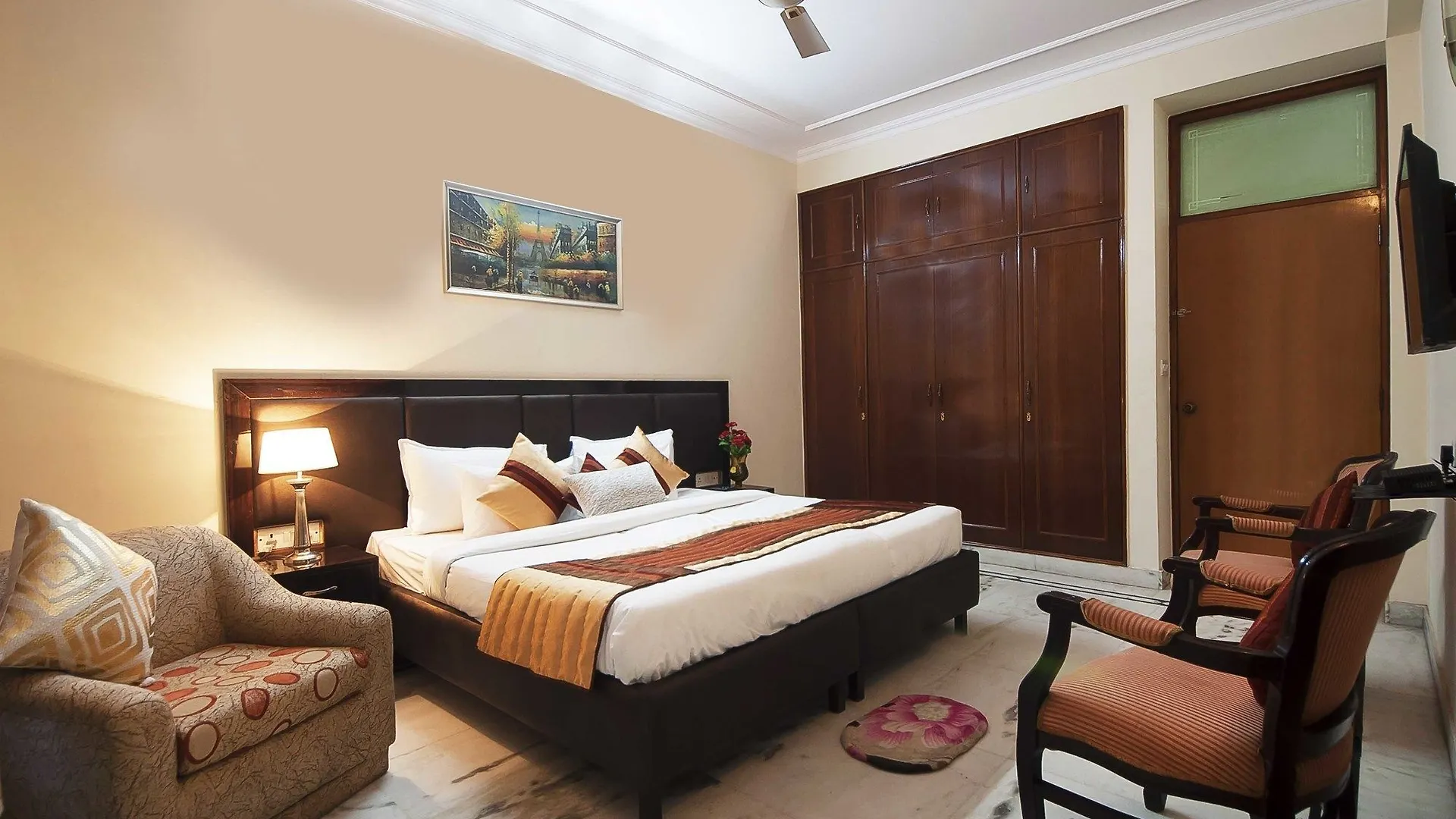 구르가온 Golf View Residency 아파트